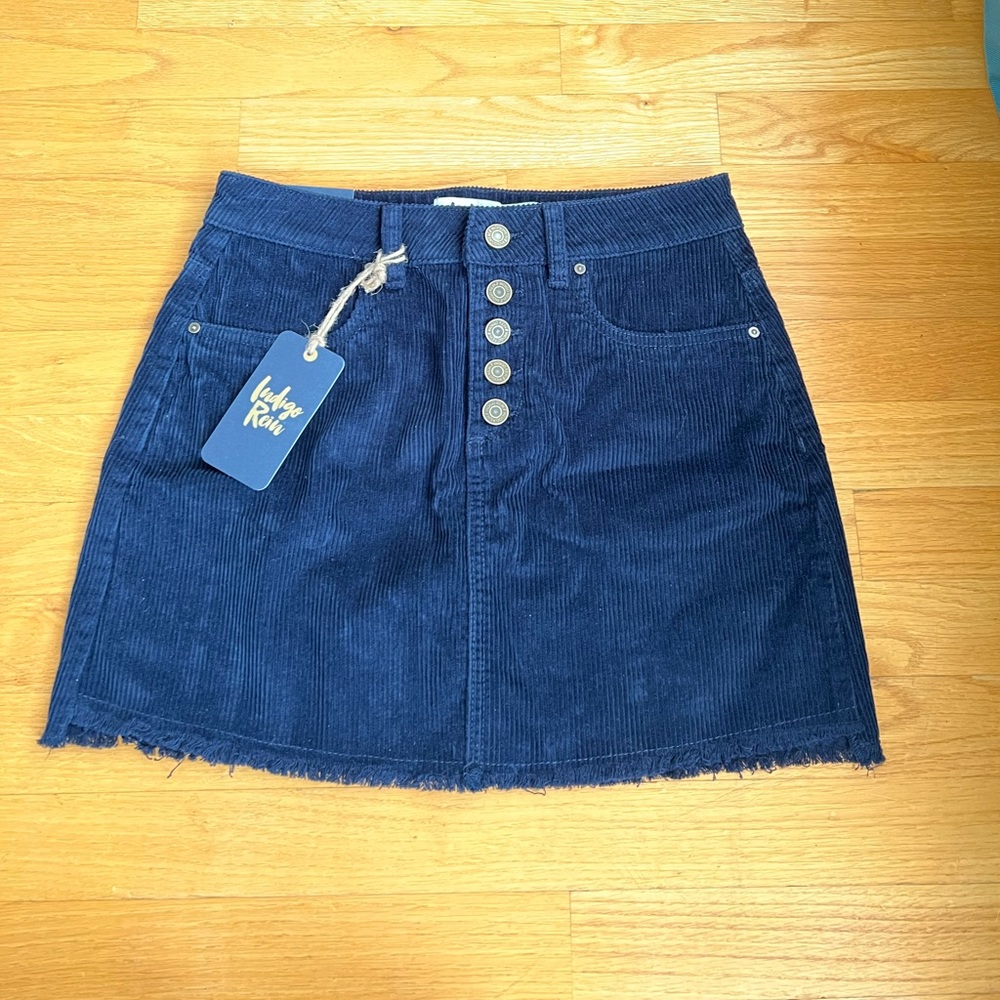 Mid rise navy corduroy skirt